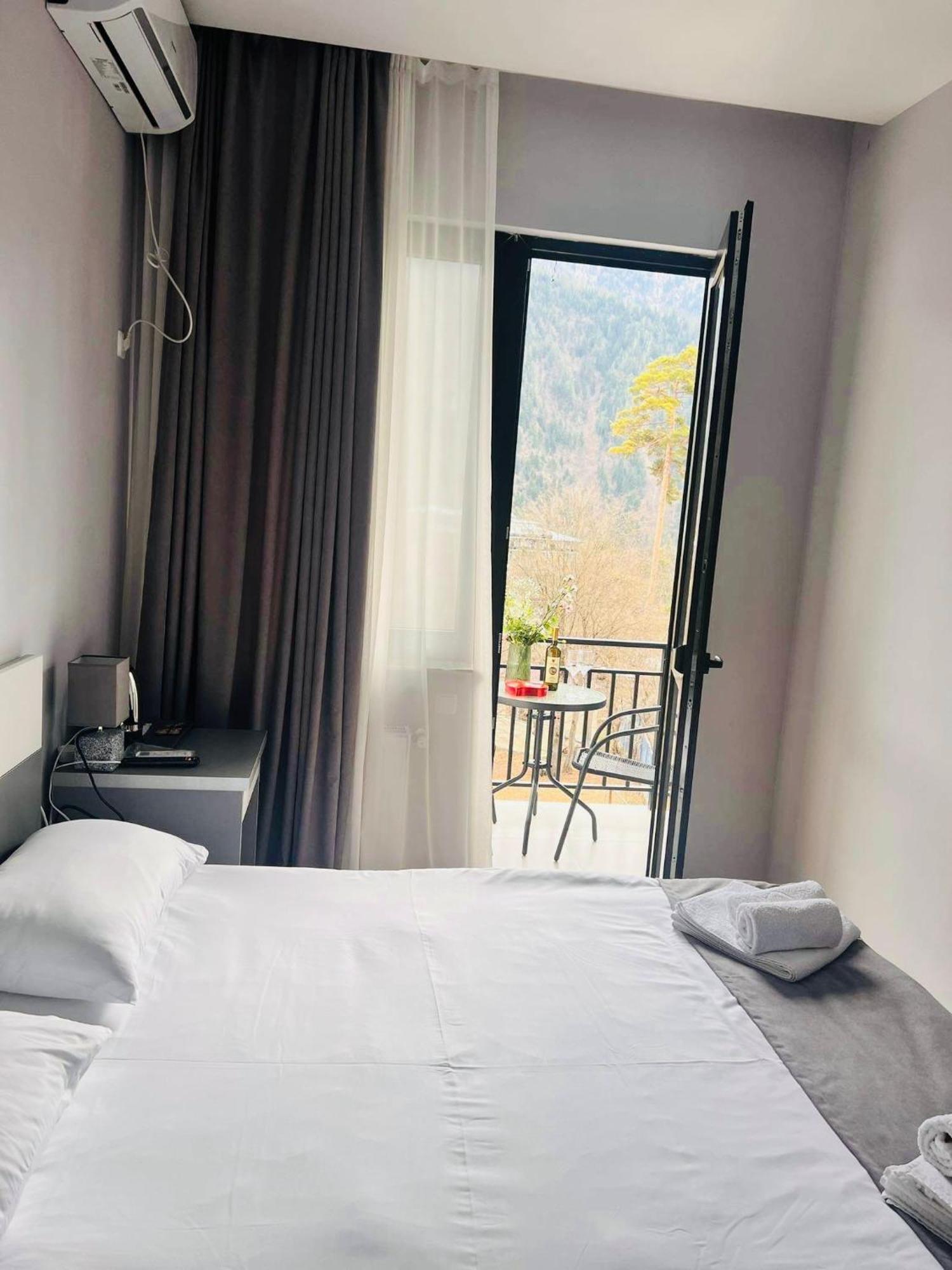Likani Home Боржоми Экстерьер фото